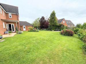 Photo 25- click for photo gallery